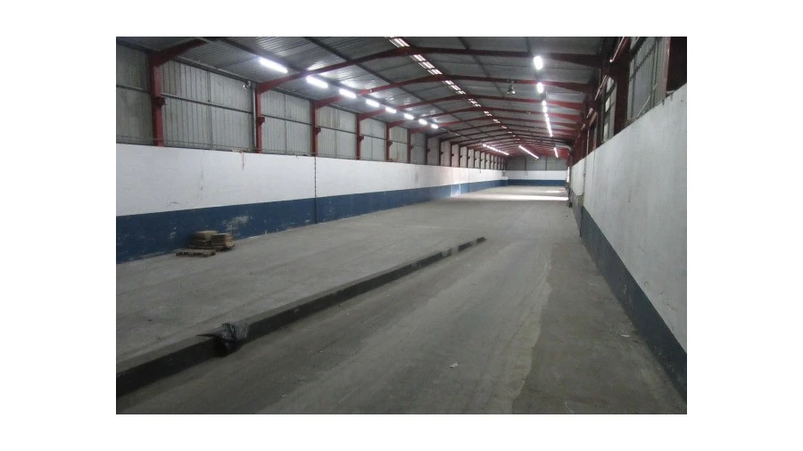 Armazém para Venda em Regueira de Pontes Foto 9