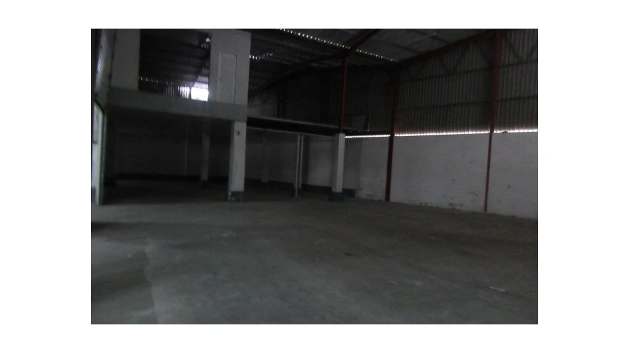 Armazém para Venda em Regueira de Pontes Foto 10