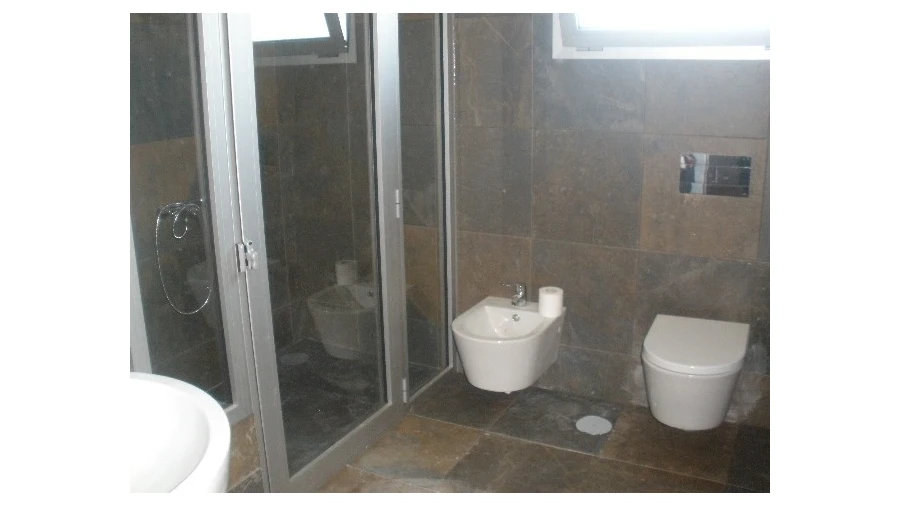 Moradia T1 para Venda em Marrazes e Barosa Foto 12