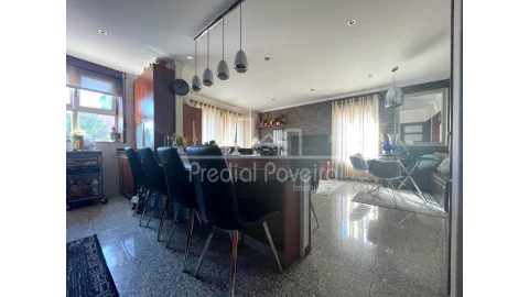 Apartamento T3 para Venda em Póvoa de Varzim, Beiriz e Argivai