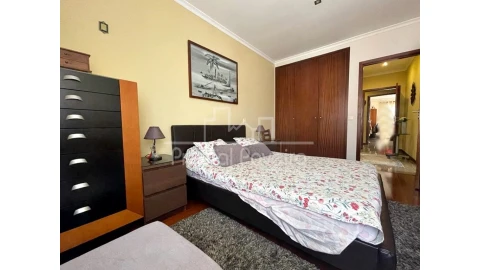 Apartamento T3 para Venda em Póvoa de Varzim, Beiriz e Argivai