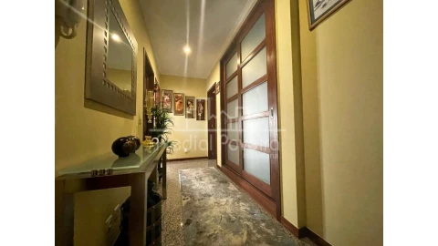 Apartamento T3 para Venda em Póvoa de Varzim, Beiriz e Argivai