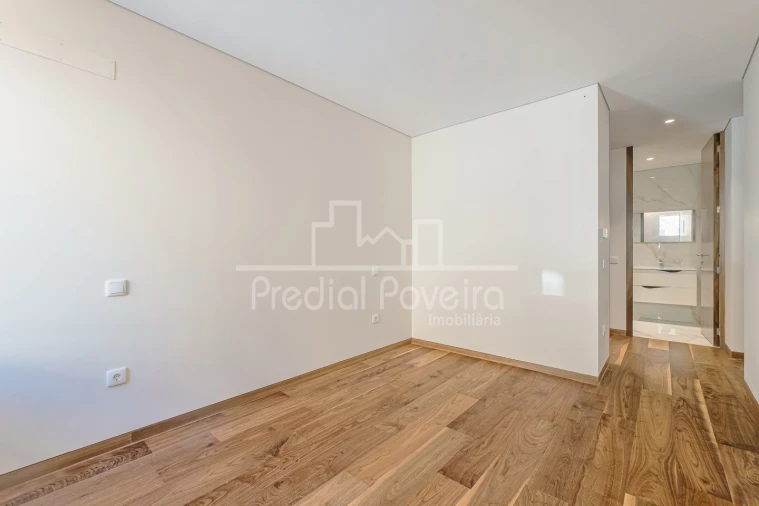 Apartamento T3 para Venda em Póvoa de Varzim, Beiriz e Argivai Foto 16