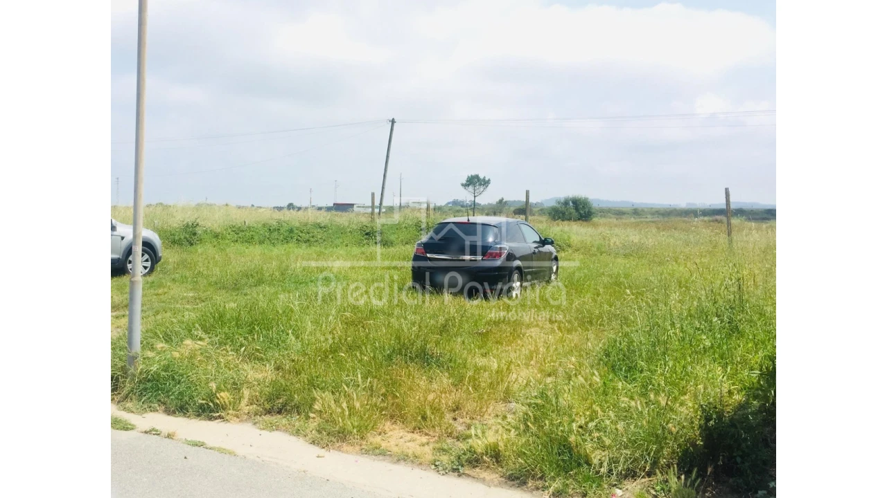 Terreno para Venda em Aver-O-Mar, Amorim e Terroso Foto 1