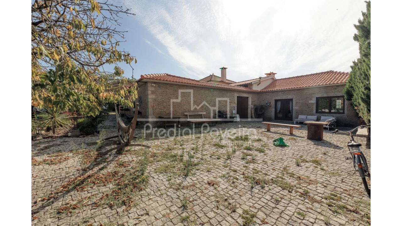 Quinta T4 para Venda em Balazar Foto 31