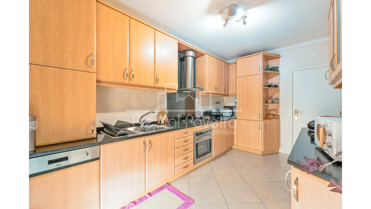 Apartamento T4 para Venda em Aver-O-Mar, Amorim e Terroso Foto 14