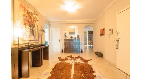 Apartamento T4 para Venda em Aver-O-Mar, Amorim e Terroso