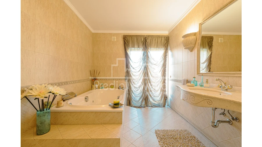 Apartamento T4 para Venda em Aver-O-Mar, Amorim e Terroso Foto 18