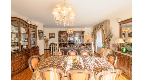 Apartamento T3 para Venda em Póvoa de Varzim, Beiriz e Argivai