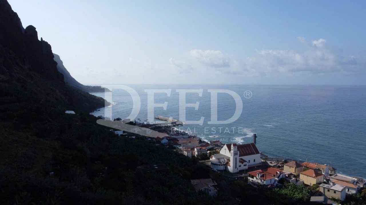 Terreno para Venda em Paul do Mar Foto 7