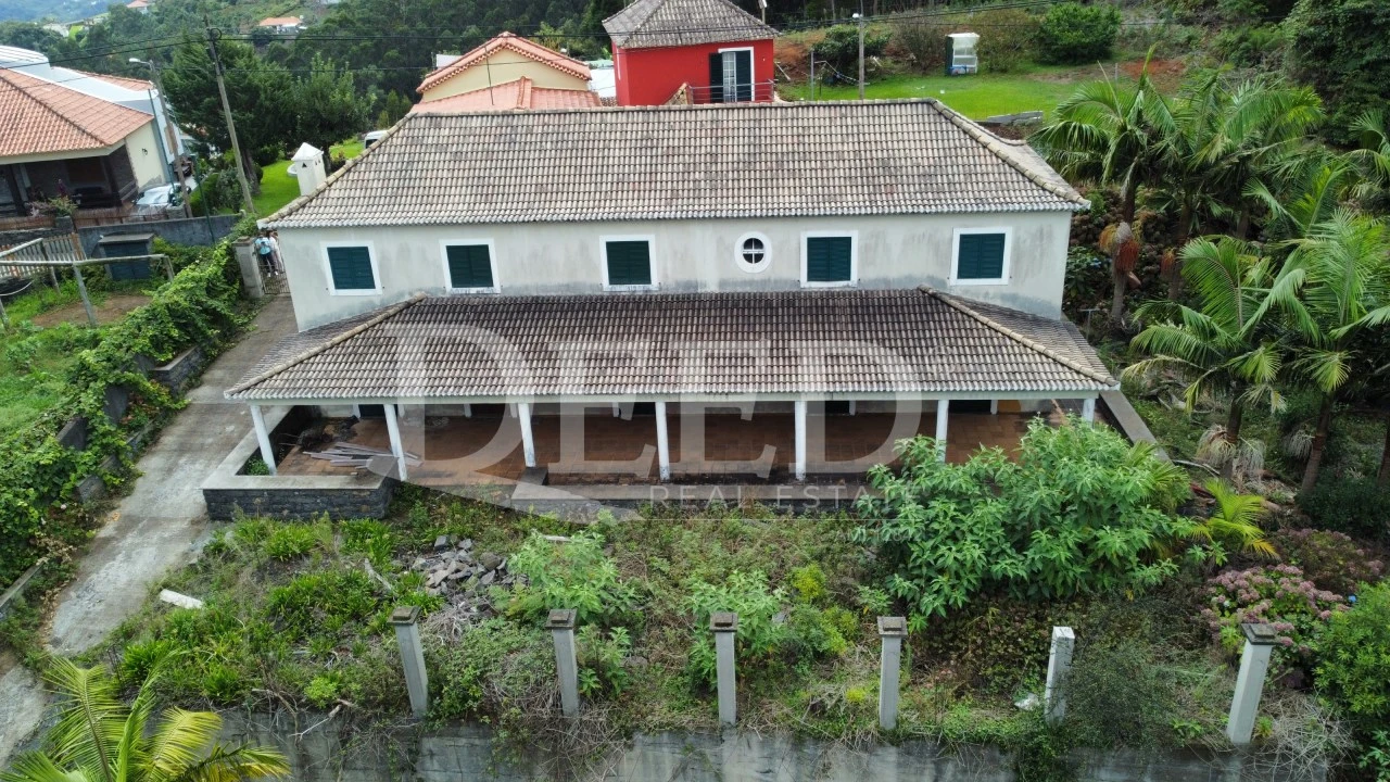 Moradia para Venda em São Jorge Foto 1