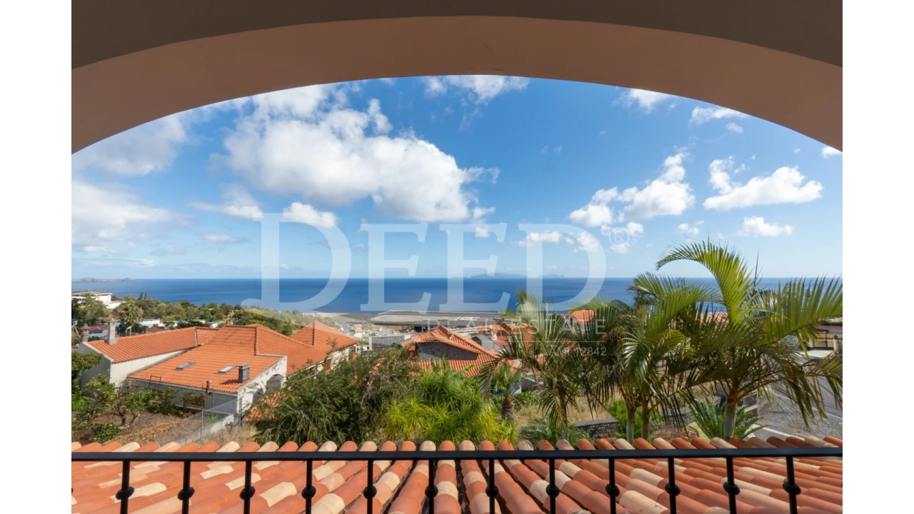 Moradia T4 para Venda em Agua de Pena Foto 4