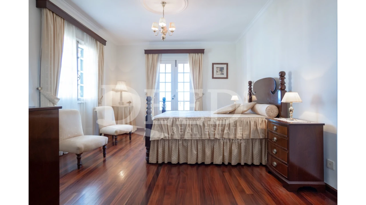 Moradia T4 para Venda em Agua de Pena Foto 12