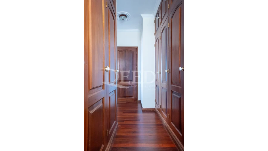 Moradia T4 para Venda em Agua de Pena Foto 13