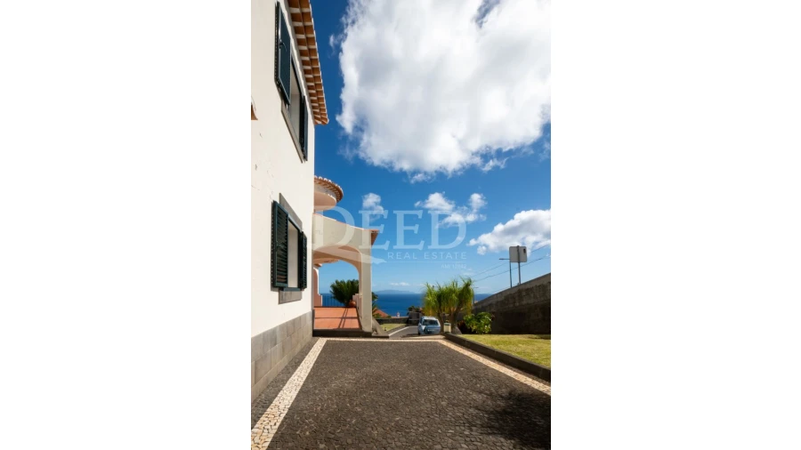 Moradia T4 para Venda em Agua de Pena Foto 32