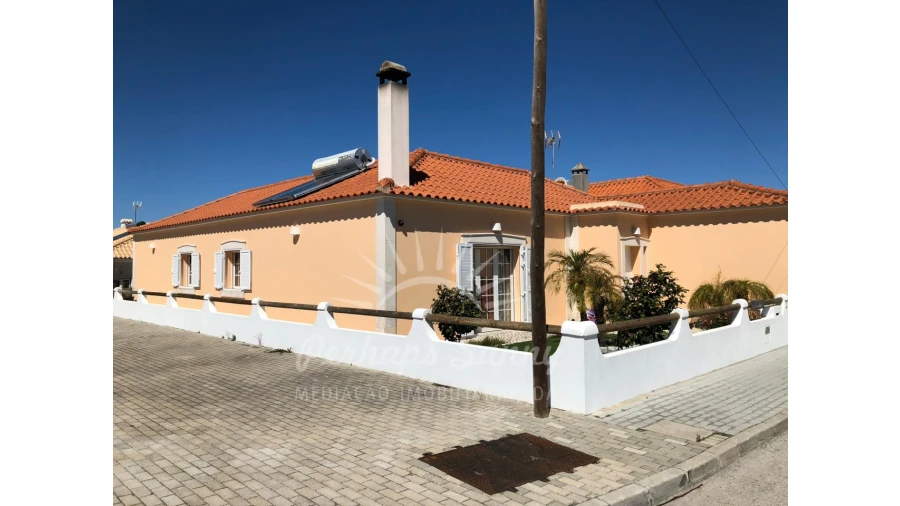 Moradia T3 para Venda em Carvalhal