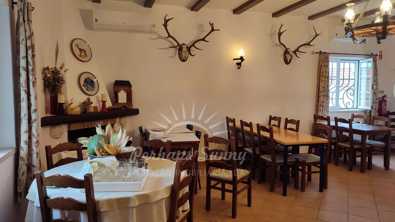 Moradia T3 para Venda em Santa Maria do Castelo e Santiago e Santa Susana Foto 25