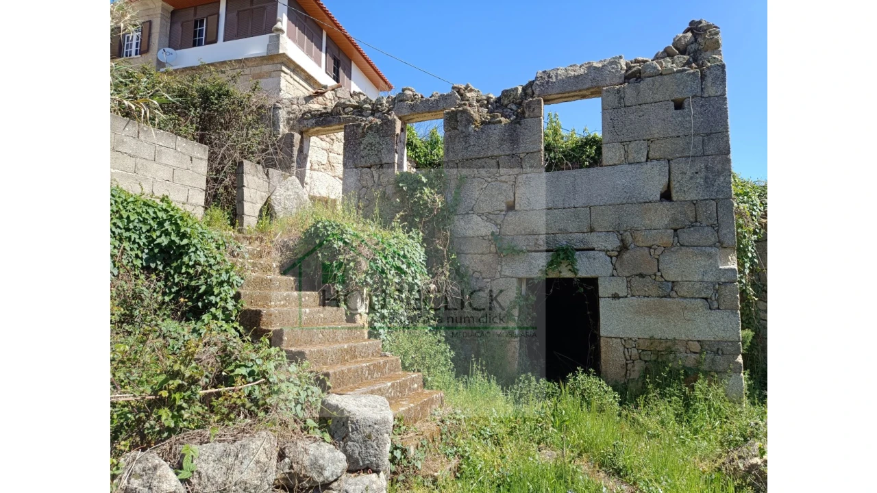 Moradia para Venda em Bendada Foto 1