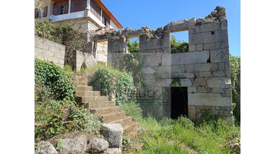 Moradia para Venda em Bendada Foto 1