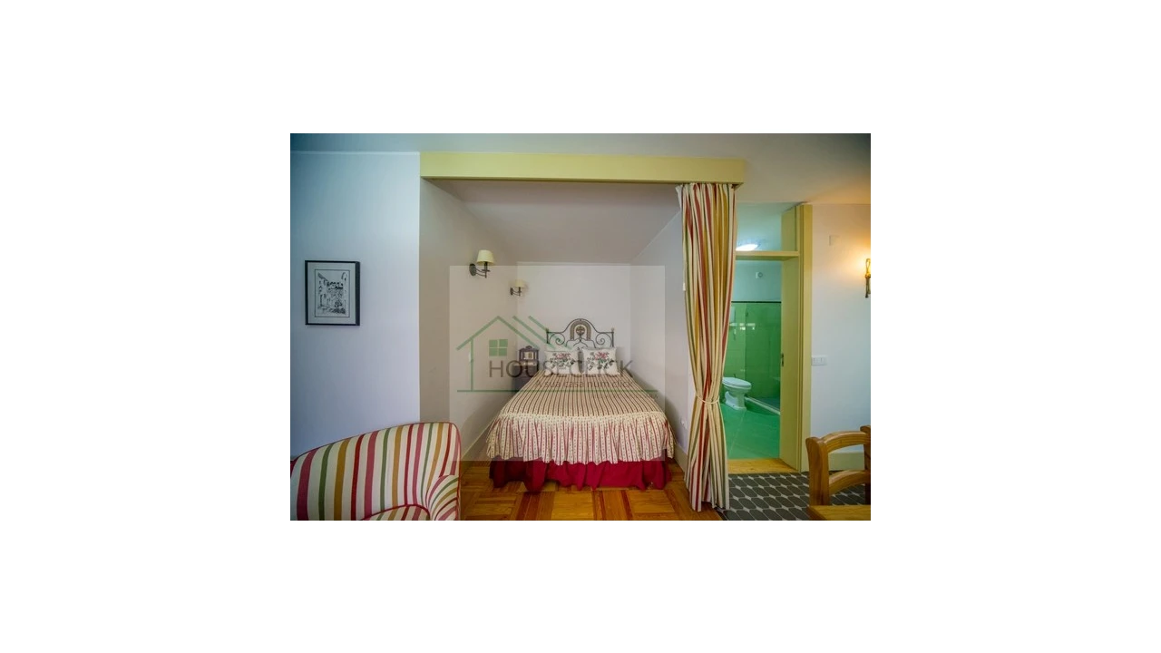 Moradia T6 para Venda em Aldeia do Bispo Foto 8