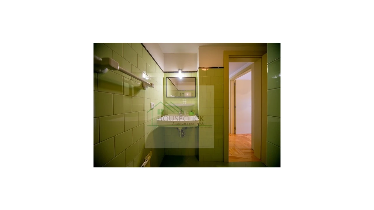 Moradia T6 para Venda em Aldeia do Bispo Foto 25