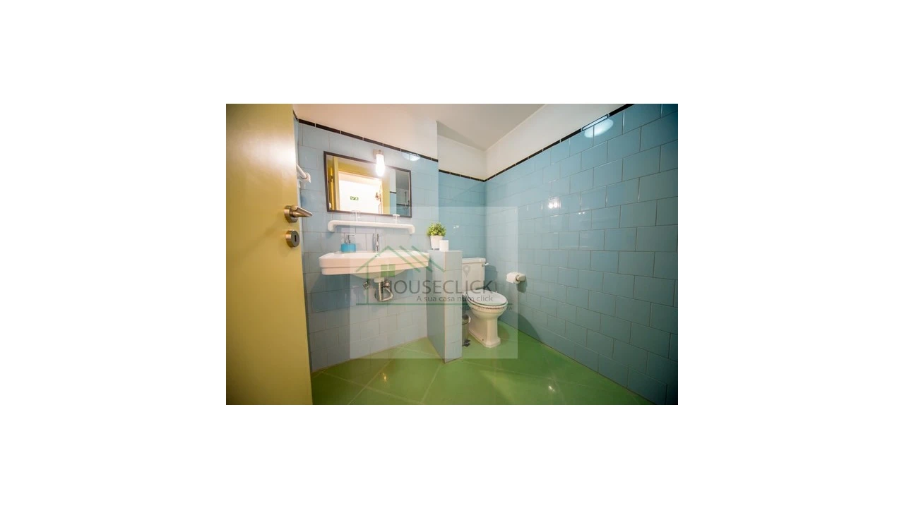 Moradia T6 para Venda em Aldeia do Bispo Foto 40