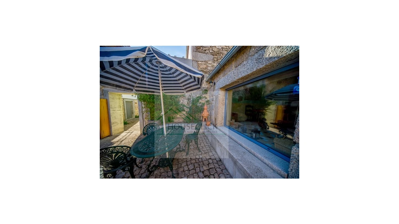 Moradia T6 para Venda em Aldeia do Bispo Foto 49