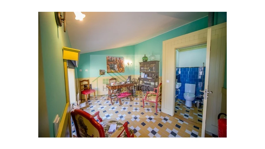 Moradia T6 para Venda em Aldeia do Bispo Foto 7