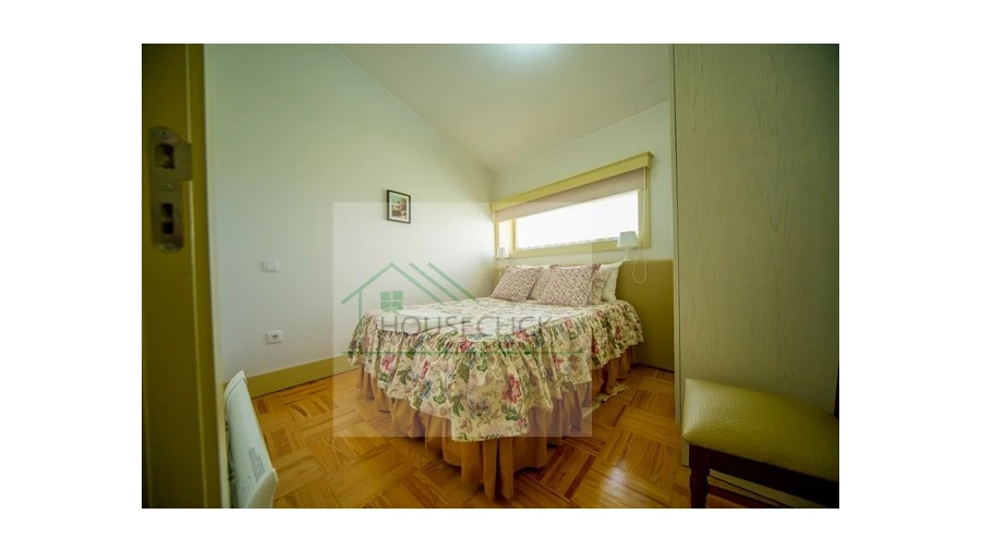 Moradia T6 para Venda em Aldeia do Bispo Foto 28