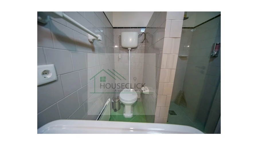 Moradia T6 para Venda em Aldeia do Bispo Foto 32