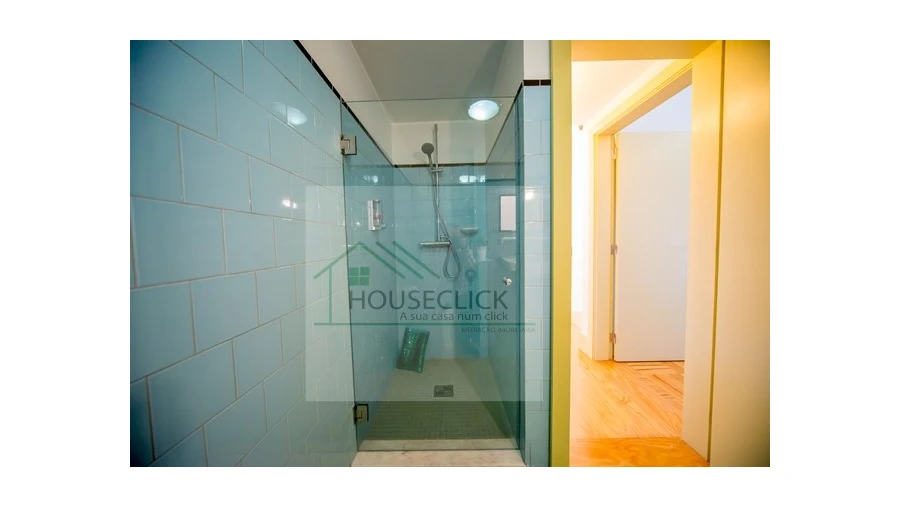 Moradia T6 para Venda em Aldeia do Bispo Foto 42