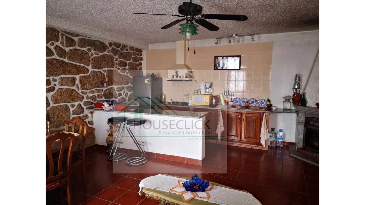 Moradia para Venda em Bendada Foto 3