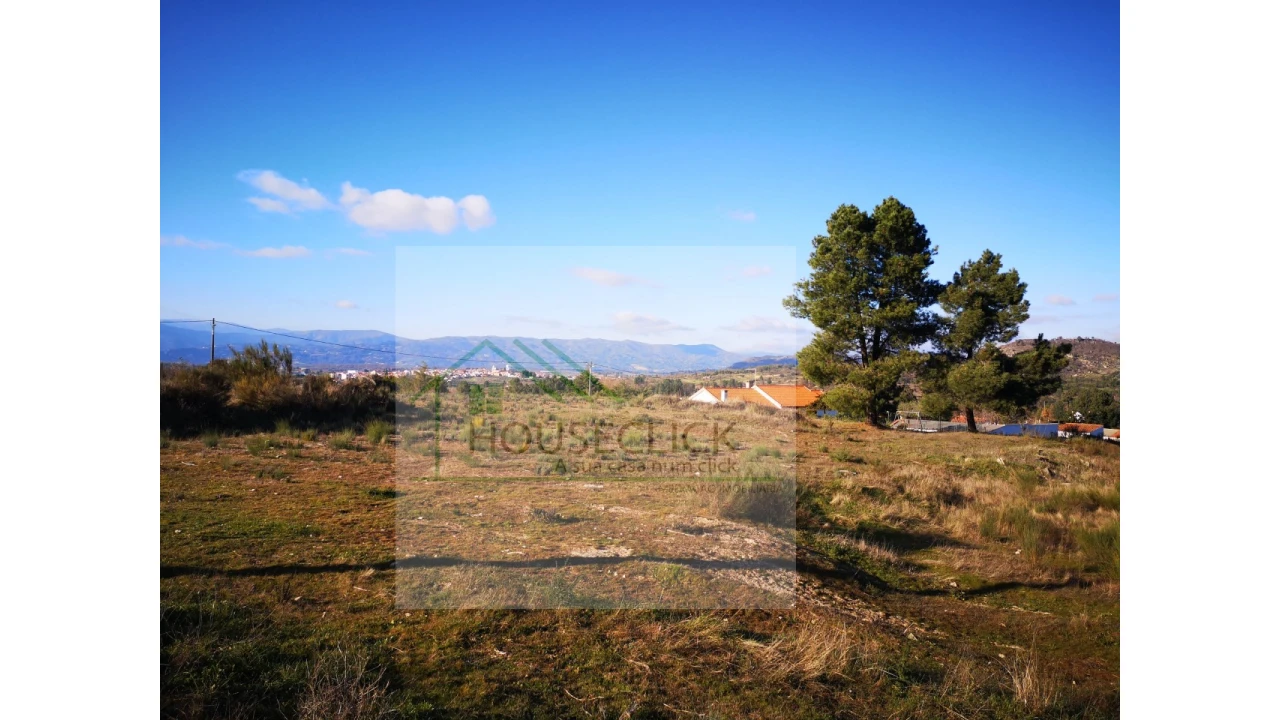 Terreno para Venda em Caria Foto 2