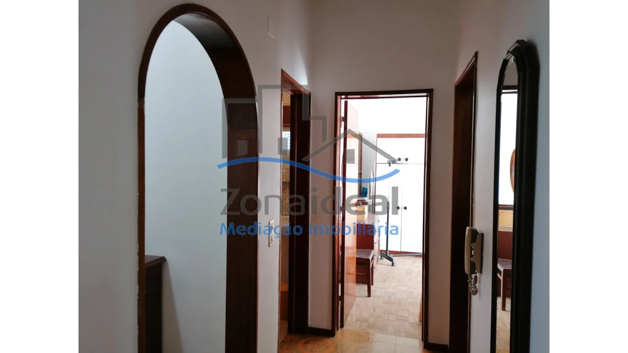 Moradia T5 para Venda em Carregado e Cadafais Foto 14