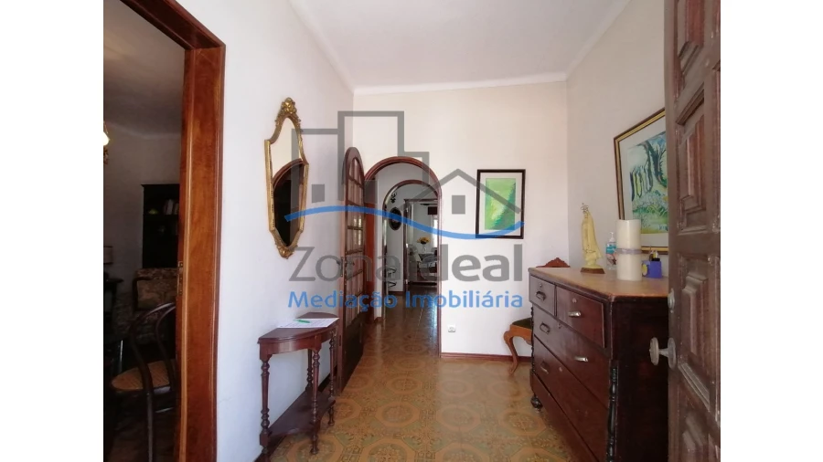 Moradia T5 para Venda em Carregado e Cadafais Foto 11