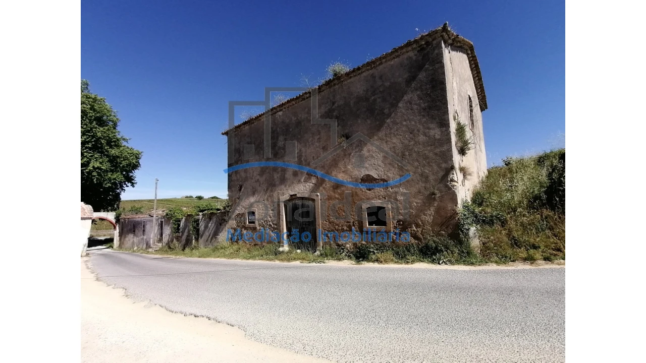 Moradia T4 para Venda em Carnota Foto 2