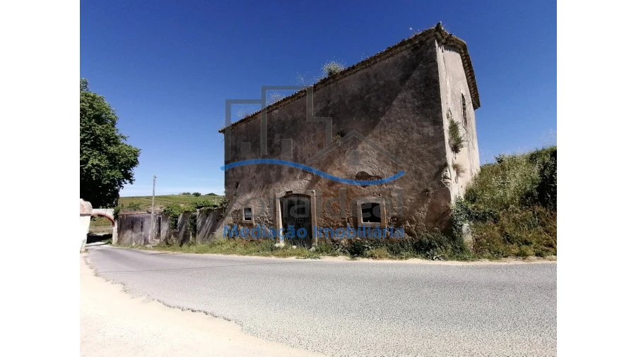 Moradia T4 para Venda em Carnota Foto 2