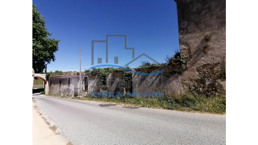 Moradia T4 para Venda em Carnota