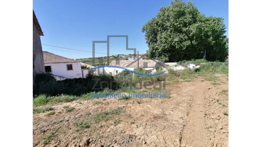 Moradia T4 para Venda em Carnota Foto 6