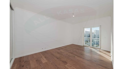 Moradia T3 para Venda em Ericeira