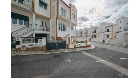 Moradia T3 para Venda em Ericeira