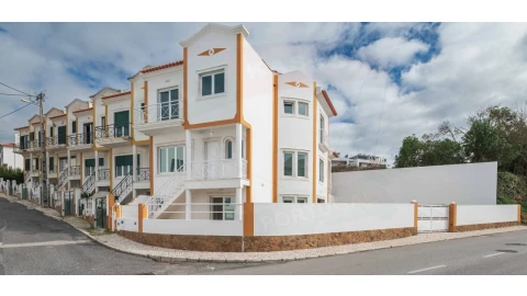 Moradia T3 para Venda em Ericeira