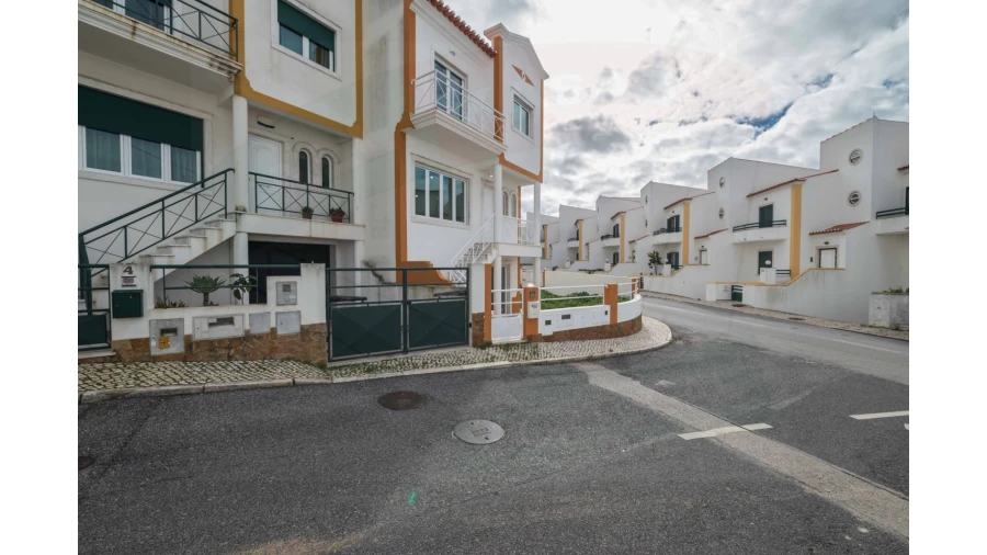 Moradia T3 para Venda em Ericeira Foto 53
