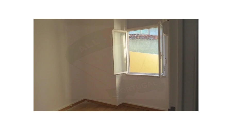 Prédio para Venda em Arroios Foto 14