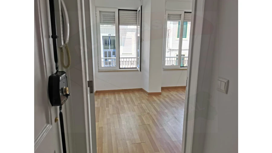 Prédio para Venda em Arroios Foto 3