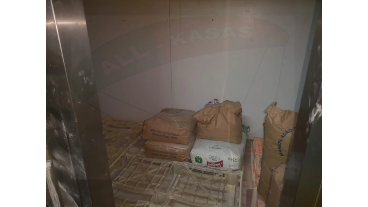 Negócio para Venda em Encosta do Sol Foto 13