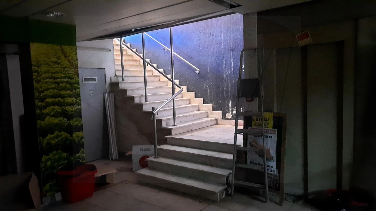 Loja para Venda em Massamá e Monte Abraão Foto 5