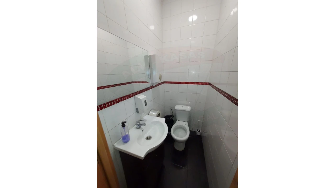 Negócio para Cedência de Quotas em Encosta do Sol Foto 15