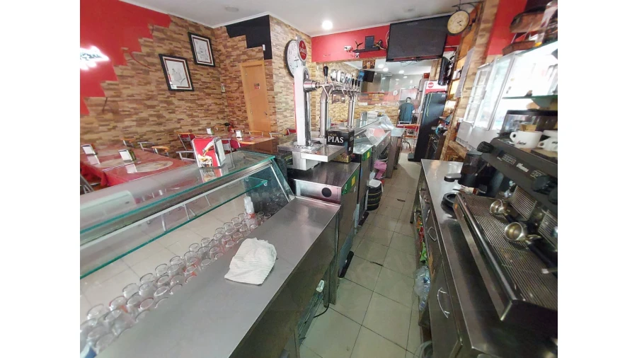 Negócio para Cedência de Quotas em Encosta do Sol Foto 10