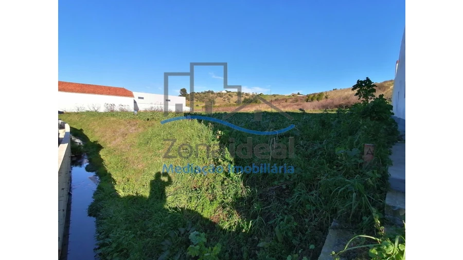 Terreno para Venda em Olhalvo Foto 4